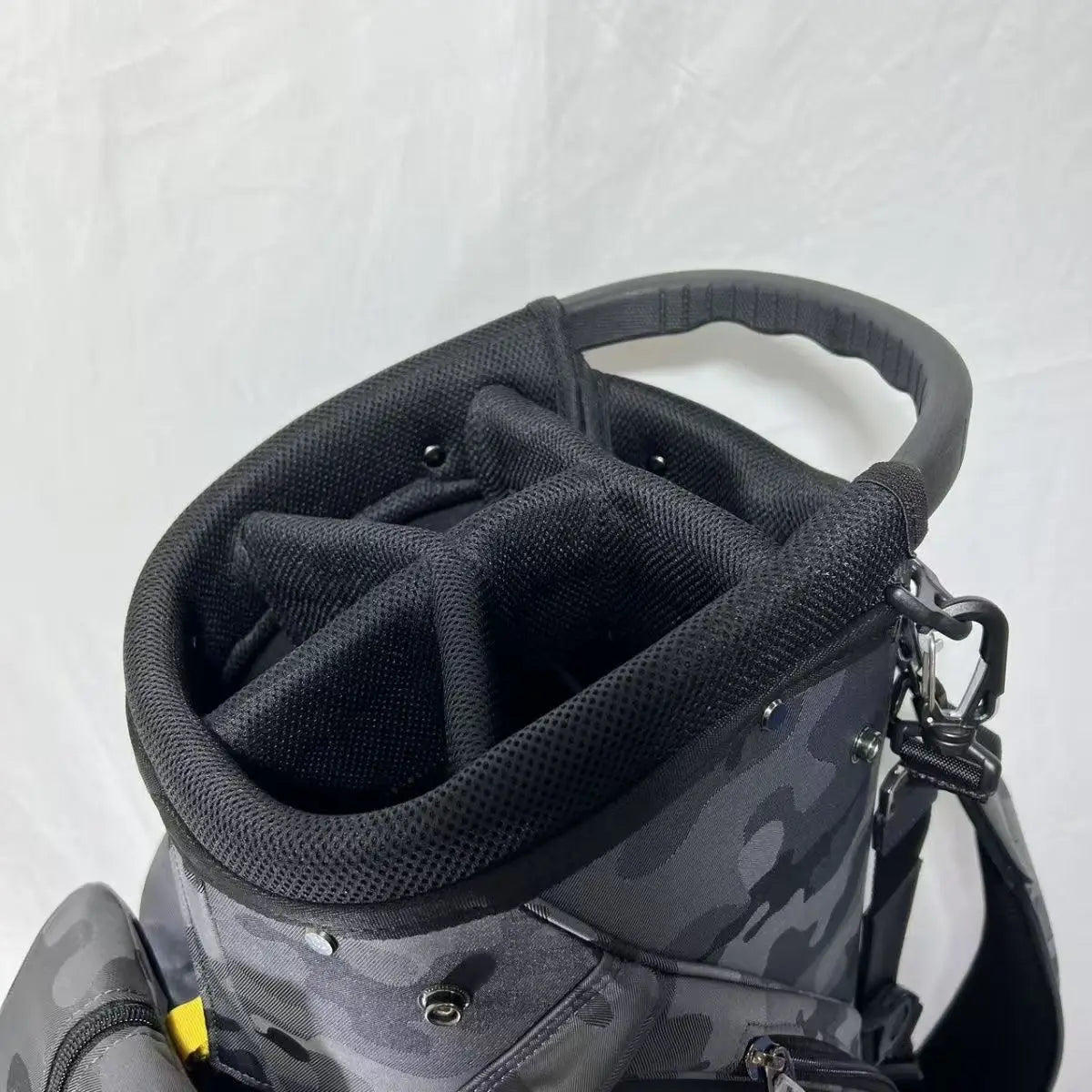2026 NEW Golf Bag Men's Club Bag Multi-Functional Golf Bag with Built-in Shoe Bag Skull Standard Golf Bag
